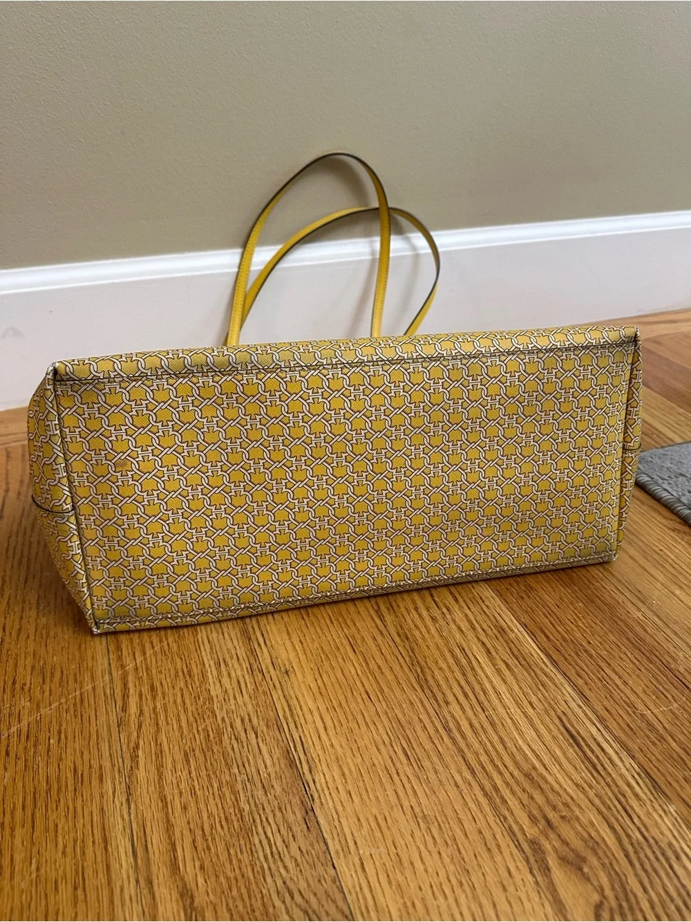 Kate Spade Link Tote Bag & Matching Large Wallet Set Yellow Multi